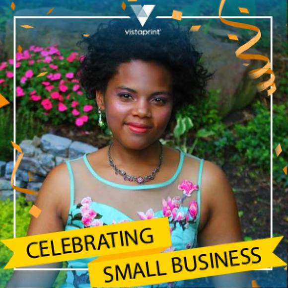 Meet your Posher, Amberlee' - Picture 1 of 1